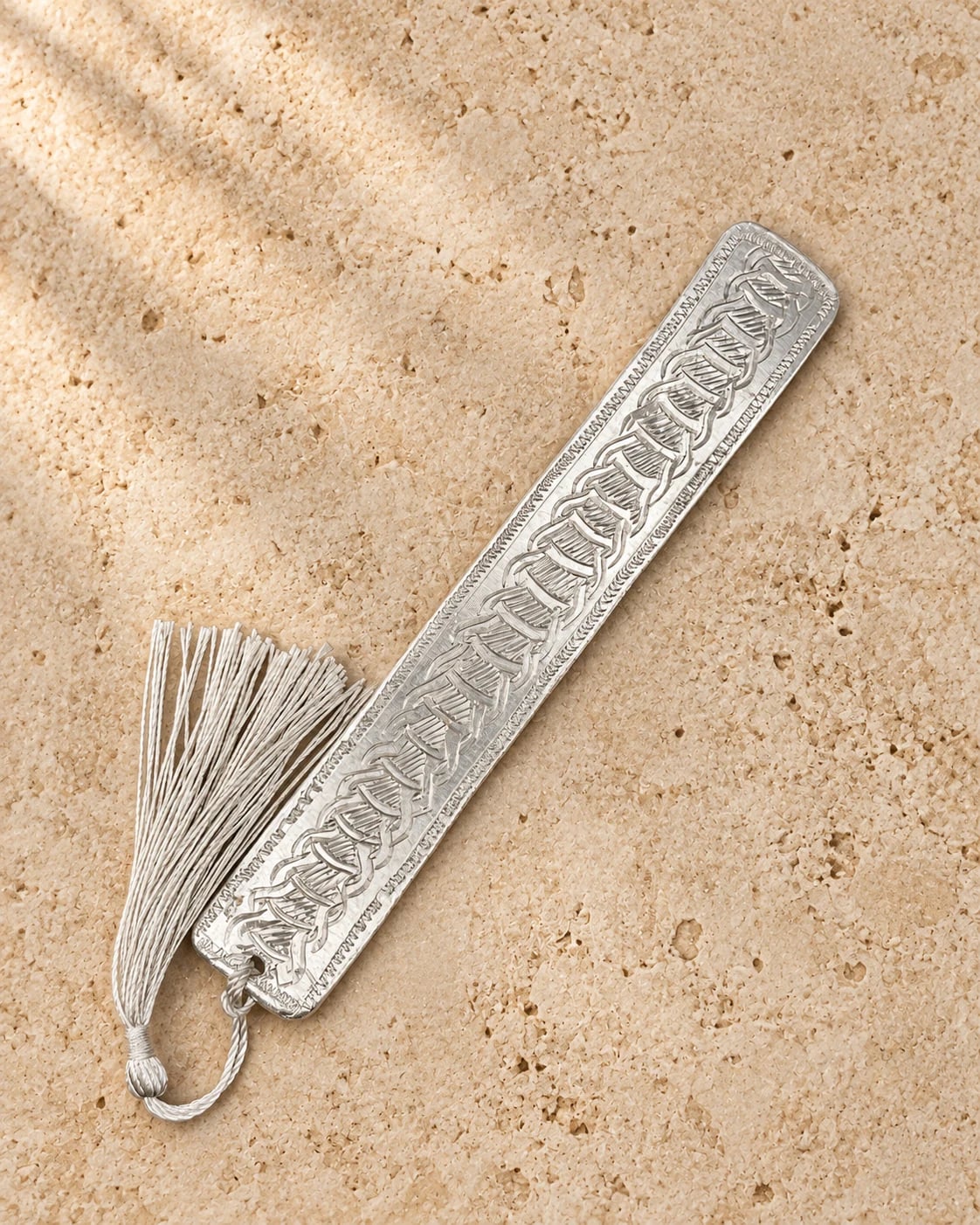 Tulip Chain Bookmark — 1